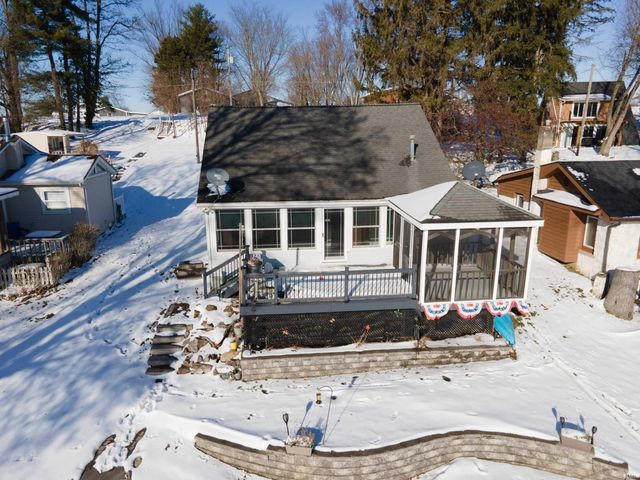 8917 E Circle Drive S Drive, Syracuse, IN 46567