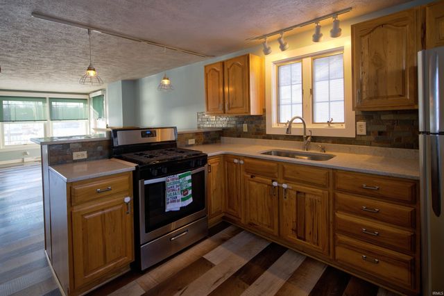 8917 E Circle Drive S Drive, Syracuse, IN 46567