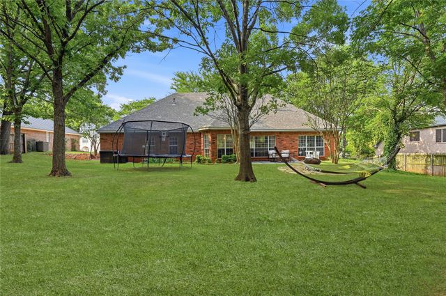 2030 Deer Run, Denison, TX 75020