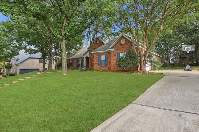 2030 Deer Run, Denison, TX 75020