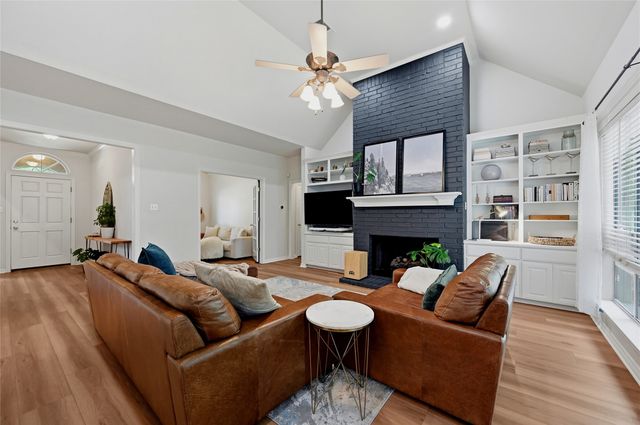 2030 Deer Run, Denison, TX 75020