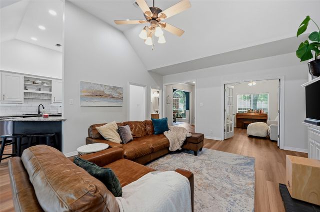 2030 Deer Run, Denison, TX 75020