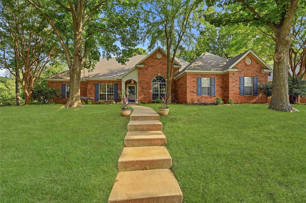 2030 Deer Run, Denison, TX 75020