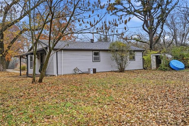 230 Elmore Street, Lecompton, KS 66050