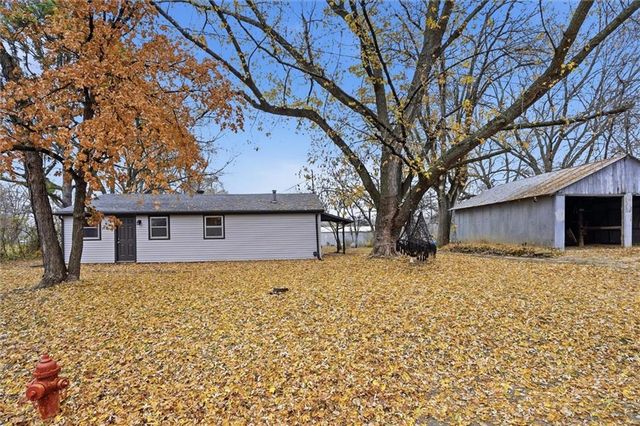230 Elmore Street, Lecompton, KS 66050
