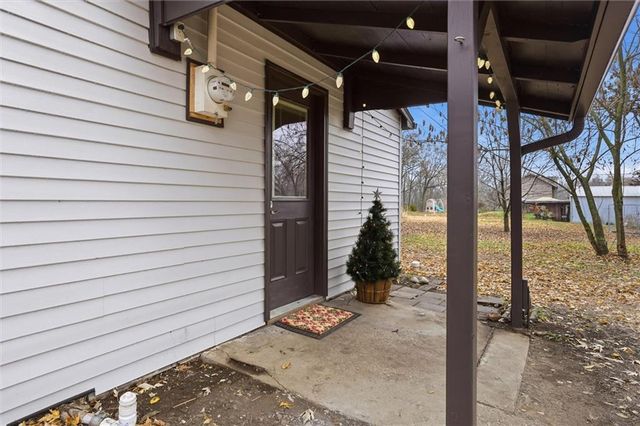 230 Elmore Street, Lecompton, KS 66050