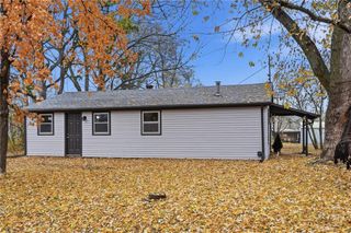 230 Elmore Street, Lecompton, KS 66050