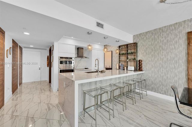 1830 S Ocean Dr 1403, Hallandale Beach, FL 33009
