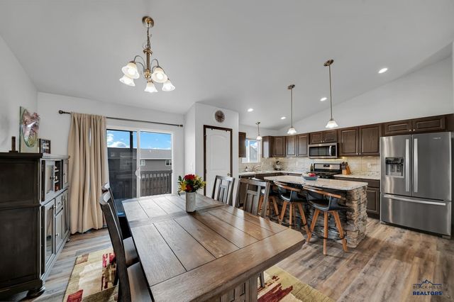 4400 BERINGER DR, Rapid City, SD 57703