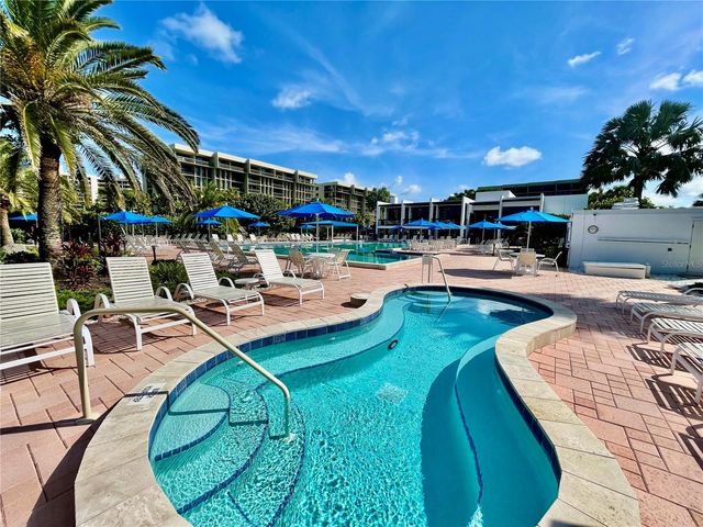 1135 GULF OF MEXICO DRIVE 505, Longboat Key, FL 34228