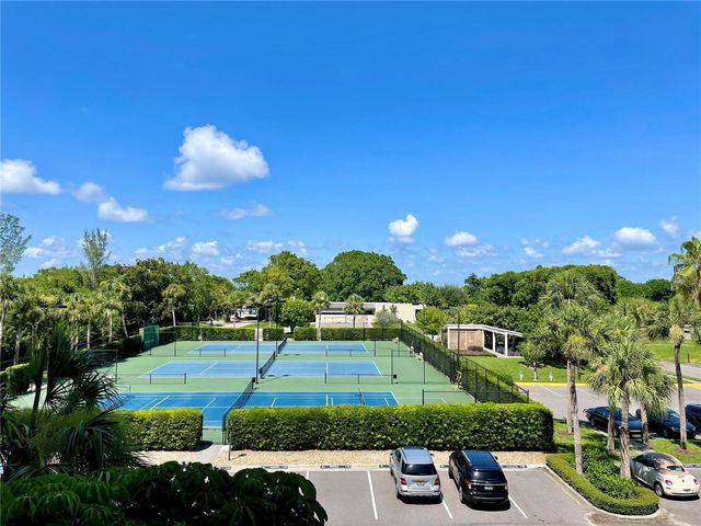 1135 GULF OF MEXICO DRIVE 505, Longboat Key, FL 34228