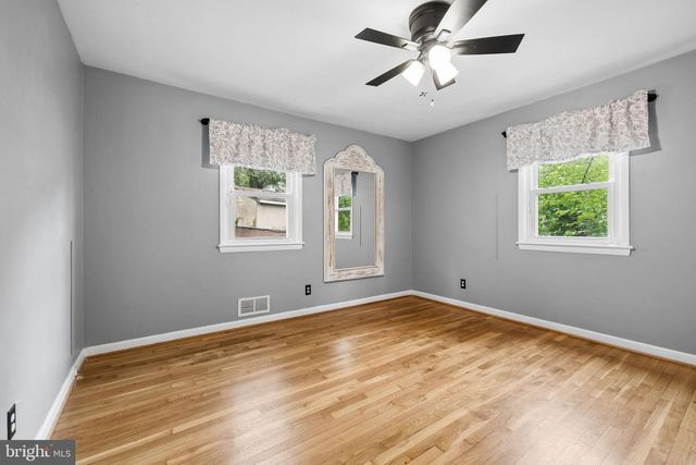 5903 BERWYN, Berwyn Heights, MD 20740