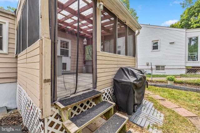5903 BERWYN, Berwyn Heights, MD 20740