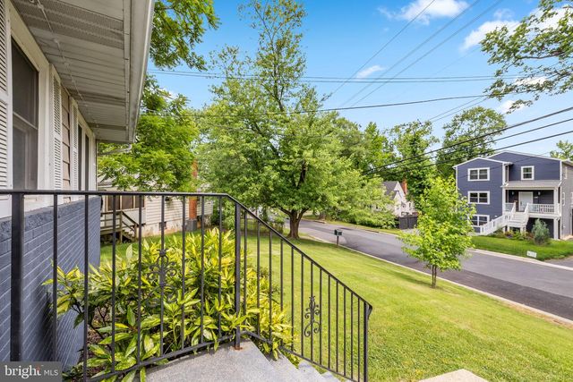 5903 BERWYN, Berwyn Heights, MD 20740