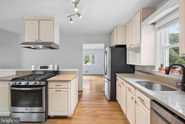 5903 BERWYN, Berwyn Heights, MD 20740
