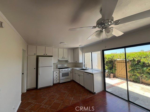 31 Meadowgrass, Irvine, CA 92604