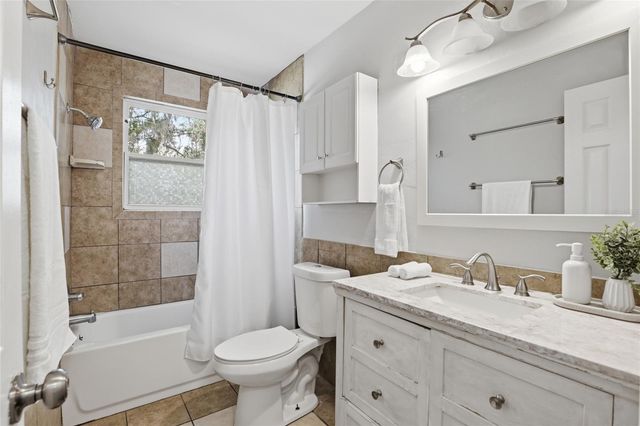 3921 SE 14TH TERRACE, Gainesville, FL 32641