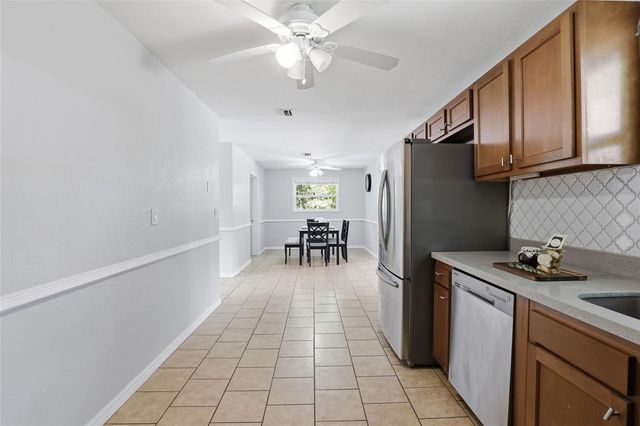 3921 SE 14TH TERRACE, Gainesville, FL 32641