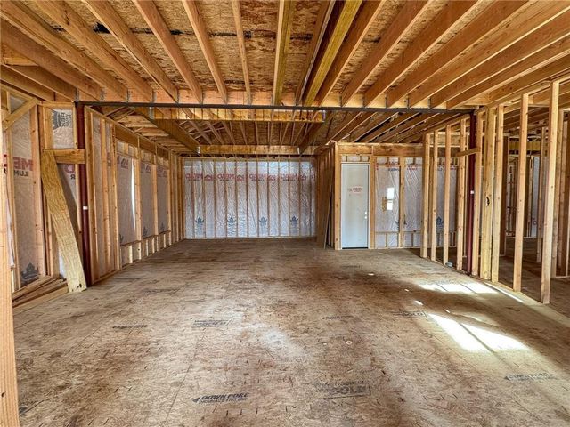 21926 W 99th Terrace, Lenexa, KS 66220