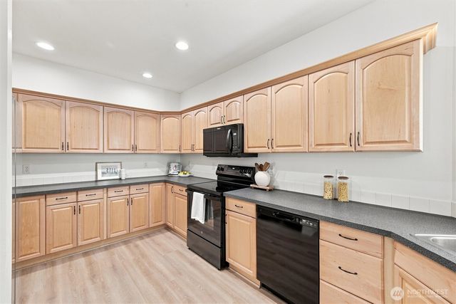 1463 Woodfield Place, Lynden, WA 98264