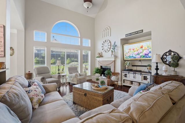 8705 Tiercels Drive, Mckinney, TX 75072