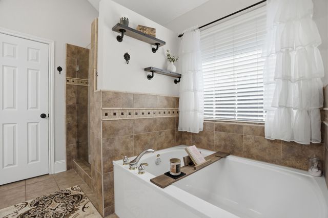 8705 Tiercels Drive, Mckinney, TX 75072