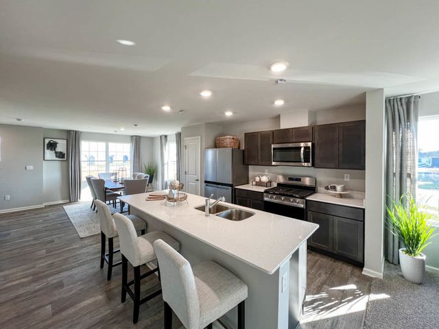 2702 Arrowhead Drive, Pingree Grove, IL 60140