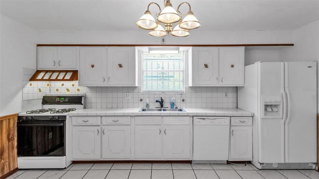 614 E CRAWFORD STREET, Lakeland, FL 33805