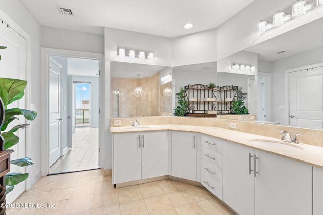 1431 RIVERPLACE Boulevard 3002, Jacksonville, FL 32207