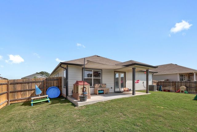 413 Hunter LOOP, Bertram, TX 78605