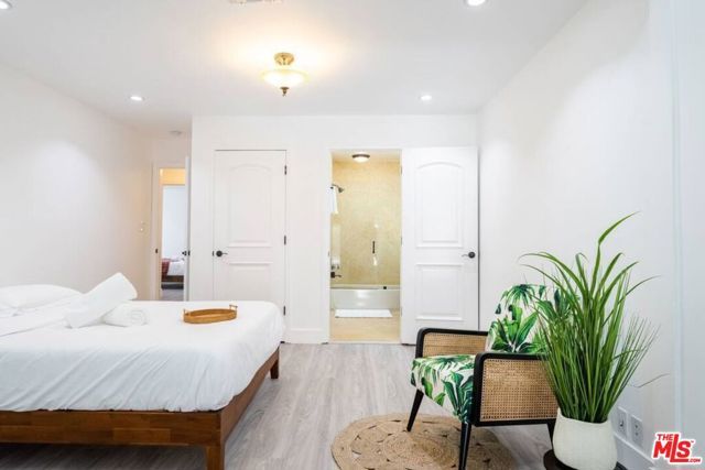 11331 Isleta Street, Los Angeles, CA 90049