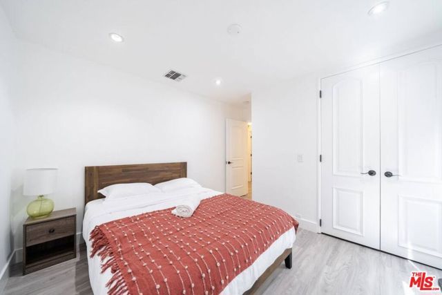 11331 Isleta Street, Los Angeles, CA 90049