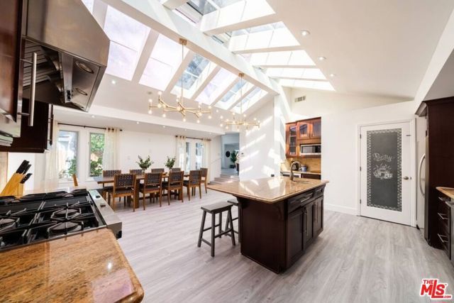 11331 Isleta Street, Los Angeles, CA 90049