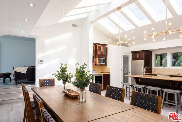 11331 Isleta Street, Los Angeles, CA 90049