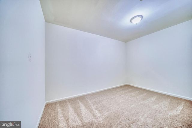 4936 MCFARLAND DR, Fairfax, VA 22032