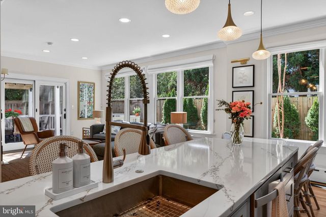 3920 INGOMAR ST NW, Washington, DC 20015