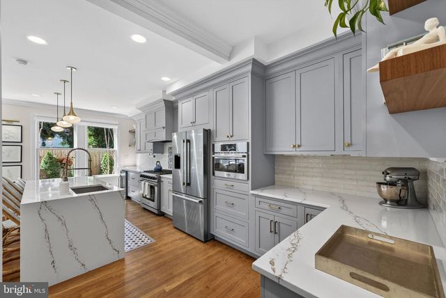 3920 INGOMAR ST NW, Washington, DC 20015