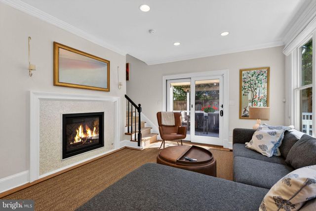 3920 INGOMAR ST NW, Washington, DC 20015
