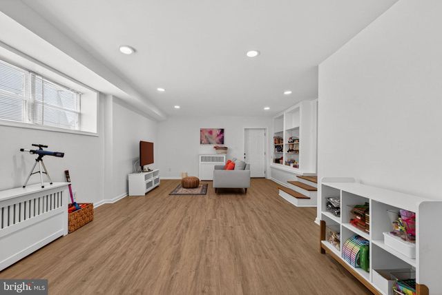 3920 INGOMAR ST NW, Washington, DC 20015