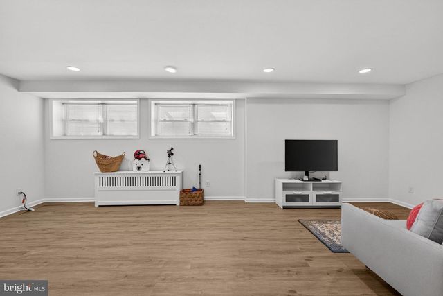 3920 INGOMAR ST NW, Washington, DC 20015