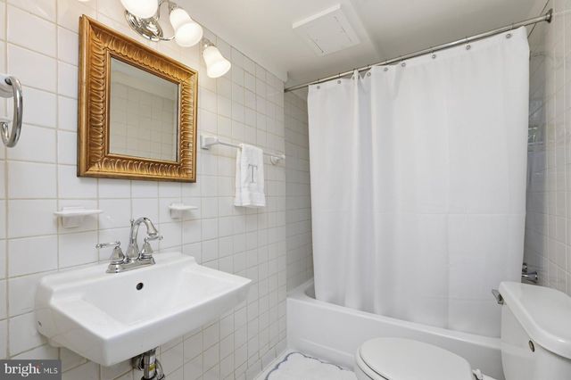 3920 INGOMAR ST NW, Washington, DC 20015