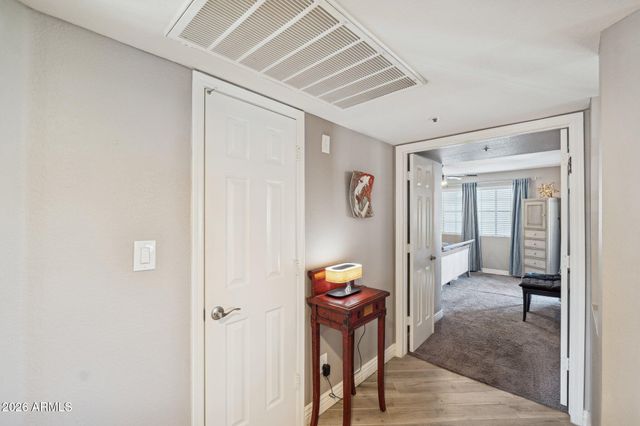 9396 E PURDUE Avenue 221, Scottsdale, AZ 85258