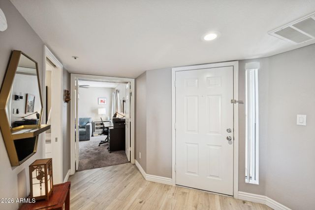 9396 E PURDUE Avenue 221, Scottsdale, AZ 85258