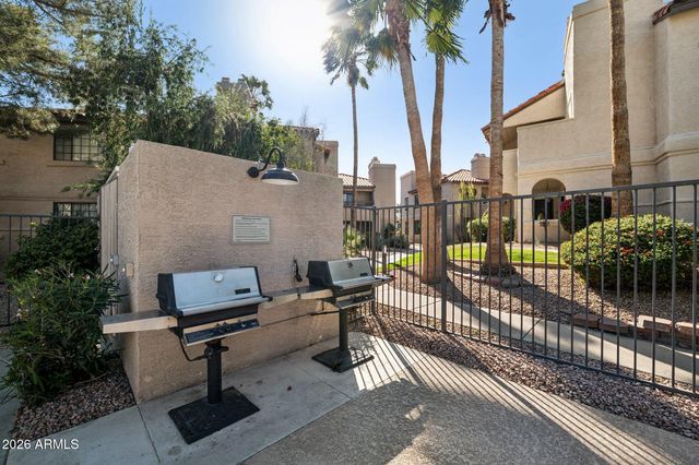 9396 E PURDUE Avenue 221, Scottsdale, AZ 85258