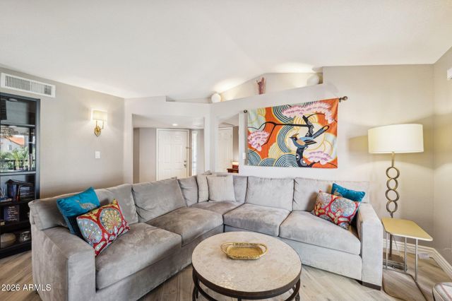 9396 E PURDUE Avenue 221, Scottsdale, AZ 85258