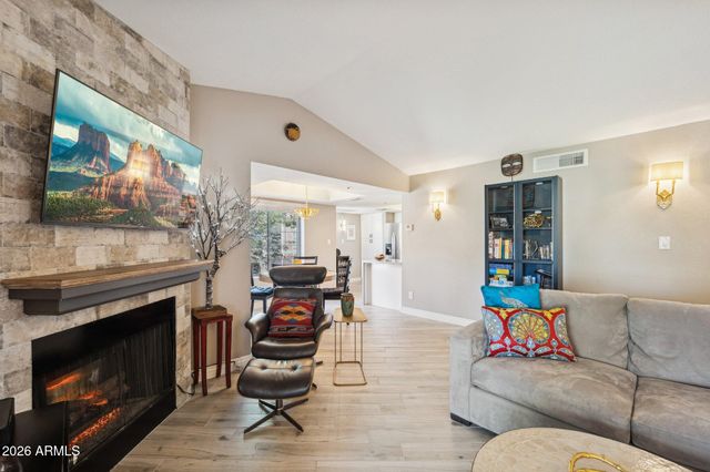 9396 E PURDUE Avenue 221, Scottsdale, AZ 85258