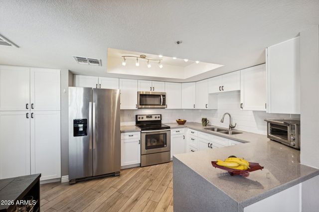 9396 E PURDUE Avenue 221, Scottsdale, AZ 85258