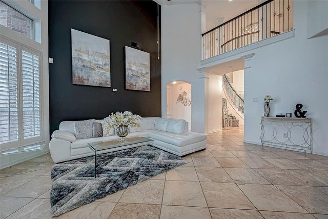 2703 Marble Brook Lane, Pearland, TX 77584