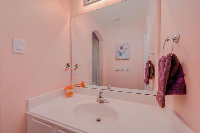 2703 Marble Brook Lane, Pearland, TX 77584