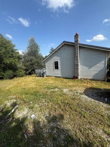 52 Pvt Dr 3902 Co Rd 31, Chesapeake, OH 45619